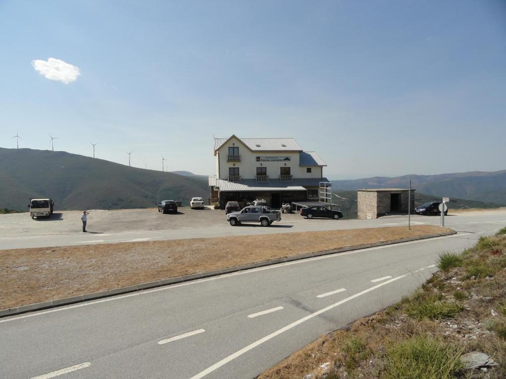Pedras Lavradas Teixeira de Baixo ภายนอก รูปภาพ